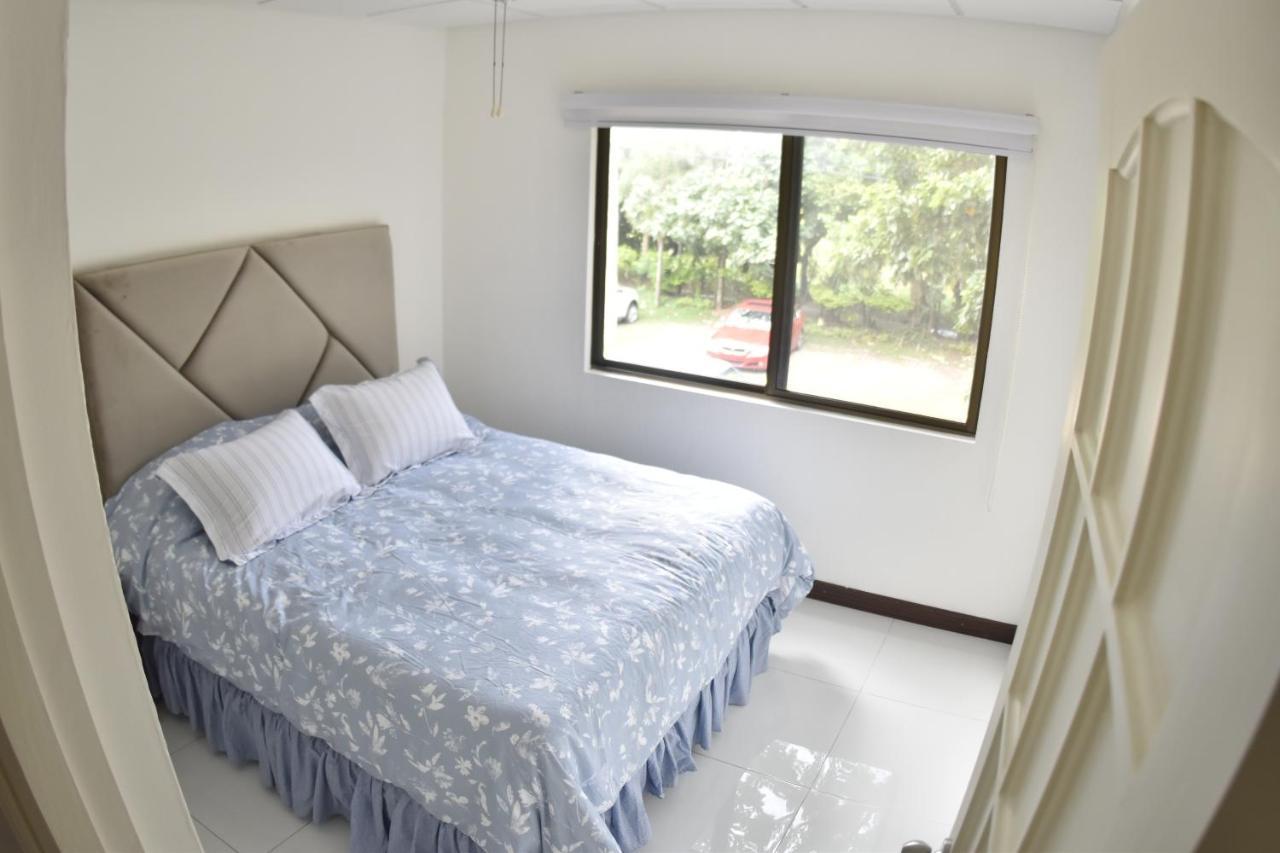 Oasis Urbano Appartement Santa Cruz de La Sierra Buitenkant foto
