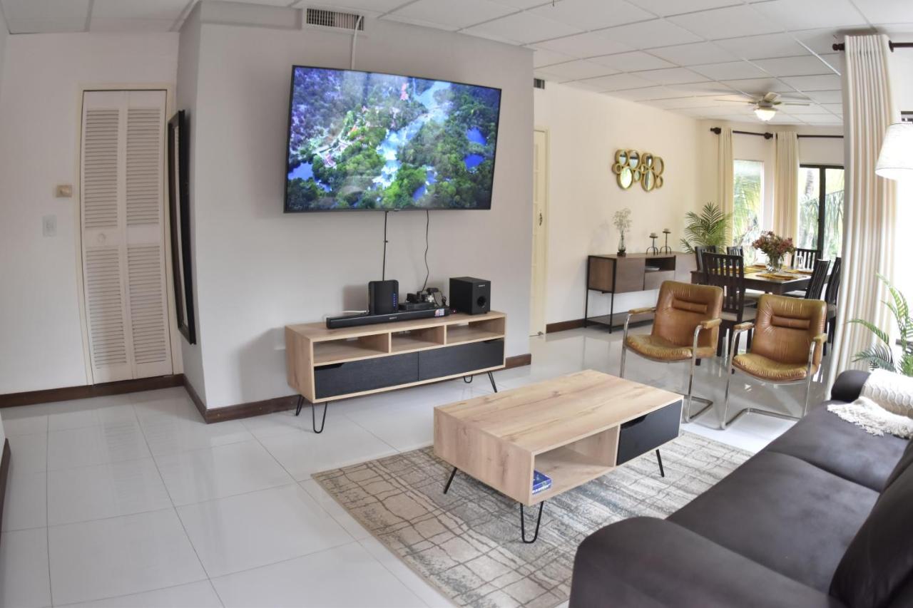 Oasis Urbano Appartement Santa Cruz de La Sierra Buitenkant foto